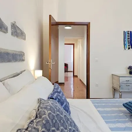 Strategic Position Wifi, Garden And Parking Apartment